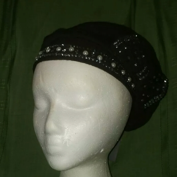 NEW Women's 100% Acrylic Hat with Rhinestones & a - Picture 6 of 7